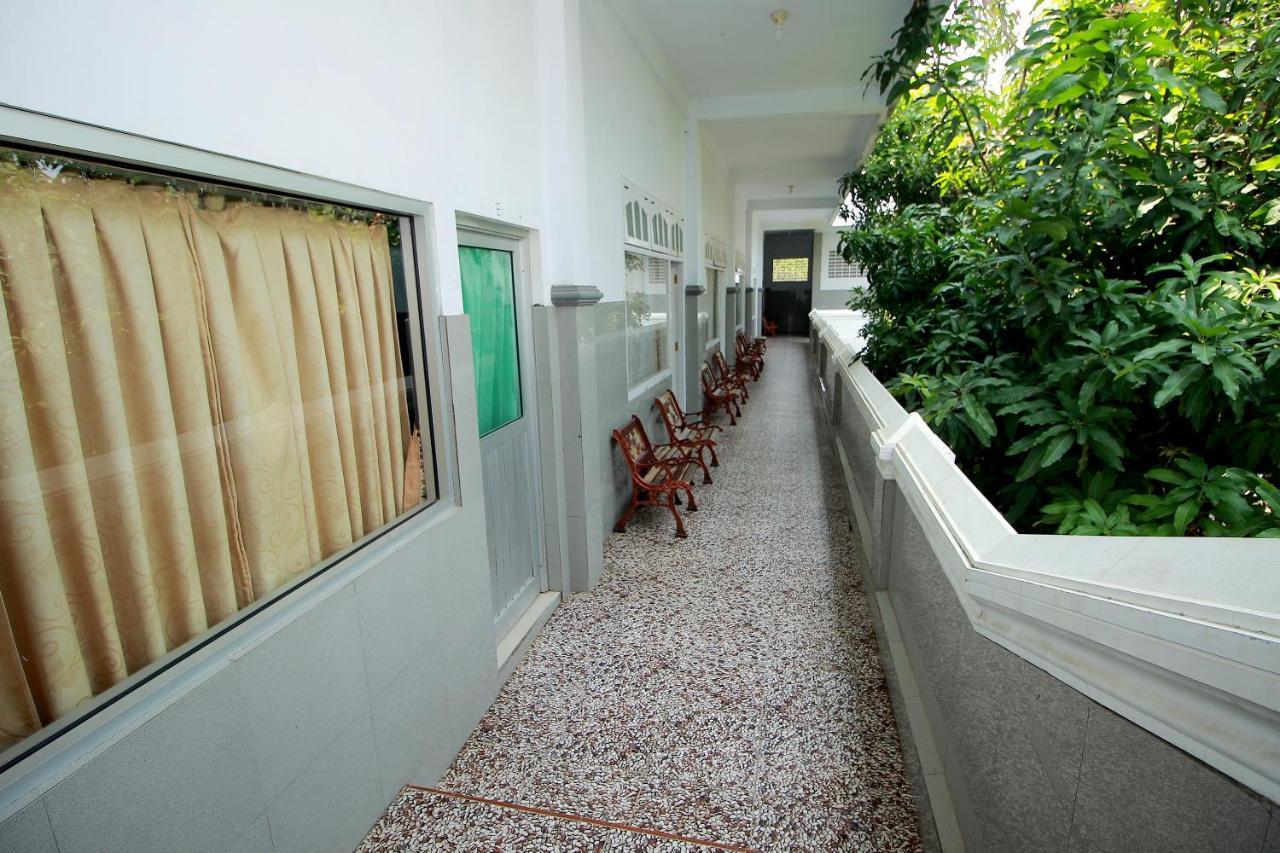 Oyo 1669 Hotel Vista Syariah Bengkulu Exterior photo